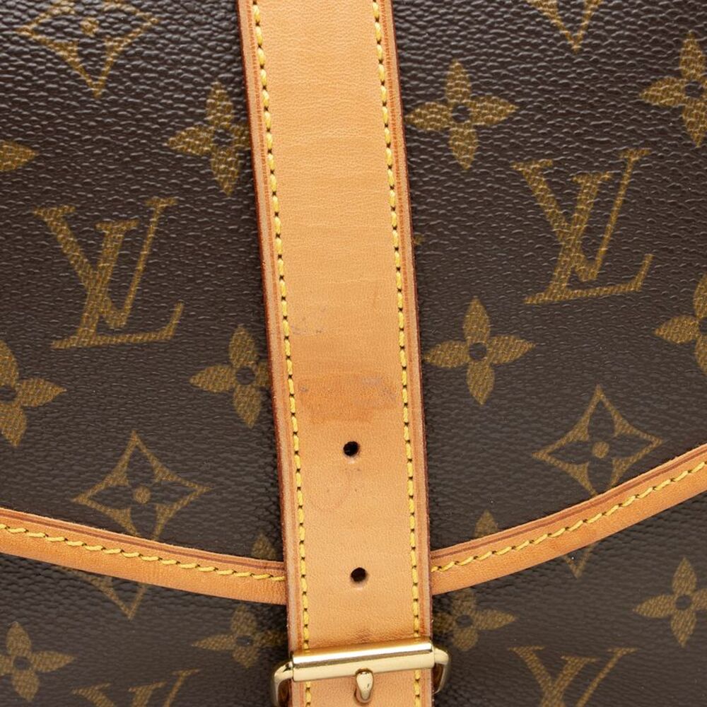 Louis Vuitton Vintage Monogram Canvas Saumur 35 Messenger - Picture 16 of 16